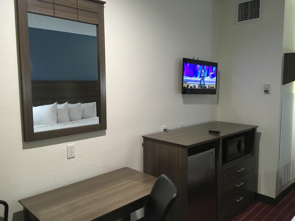 Americas Best Value Inn Decatur Buitenkant foto