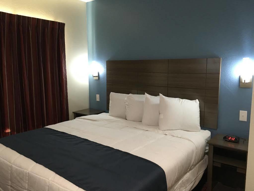 Americas Best Value Inn Decatur Buitenkant foto
